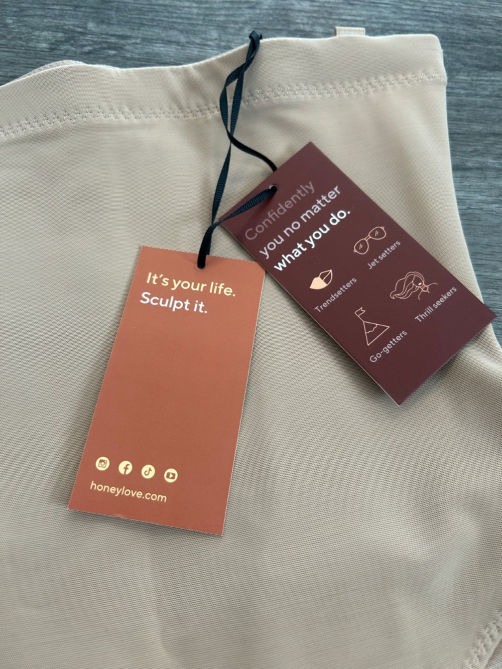 Honeylove Sculptwear High Waist Shapewear Brief Nude Mesh Medium - Picture 4 of 7